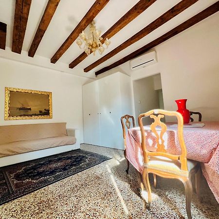 Ca Giovanni - Charmant And Exclusive Apartment Venice Luaran gambar